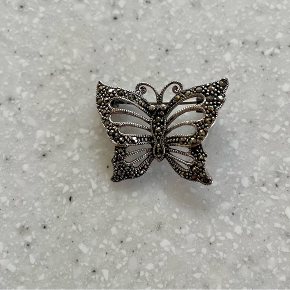 Vintage Jewelry - Tiny Marcasite Silver Butterfly Pin